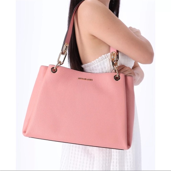 Michael Kors Trisha Large Triple Gusset Compartment Shoulder Bag Pink NWT - Picture 1 of 14